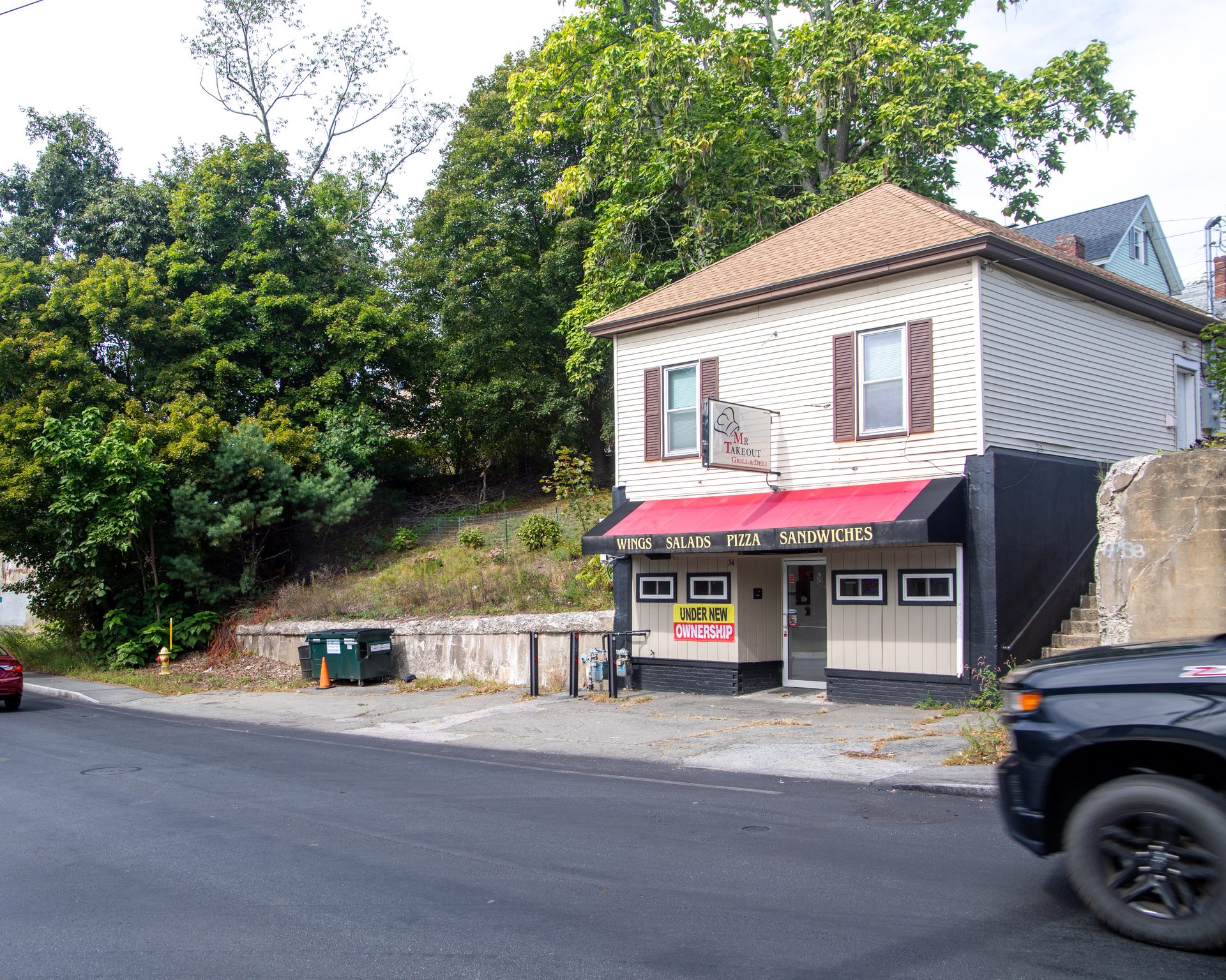 Andover's neighborhood grill, done right